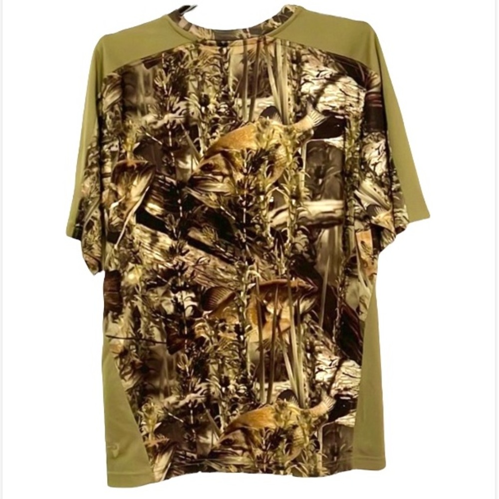 Fishouflage Men’s Camo Fishing Shirt – Performance Short Sleeve M